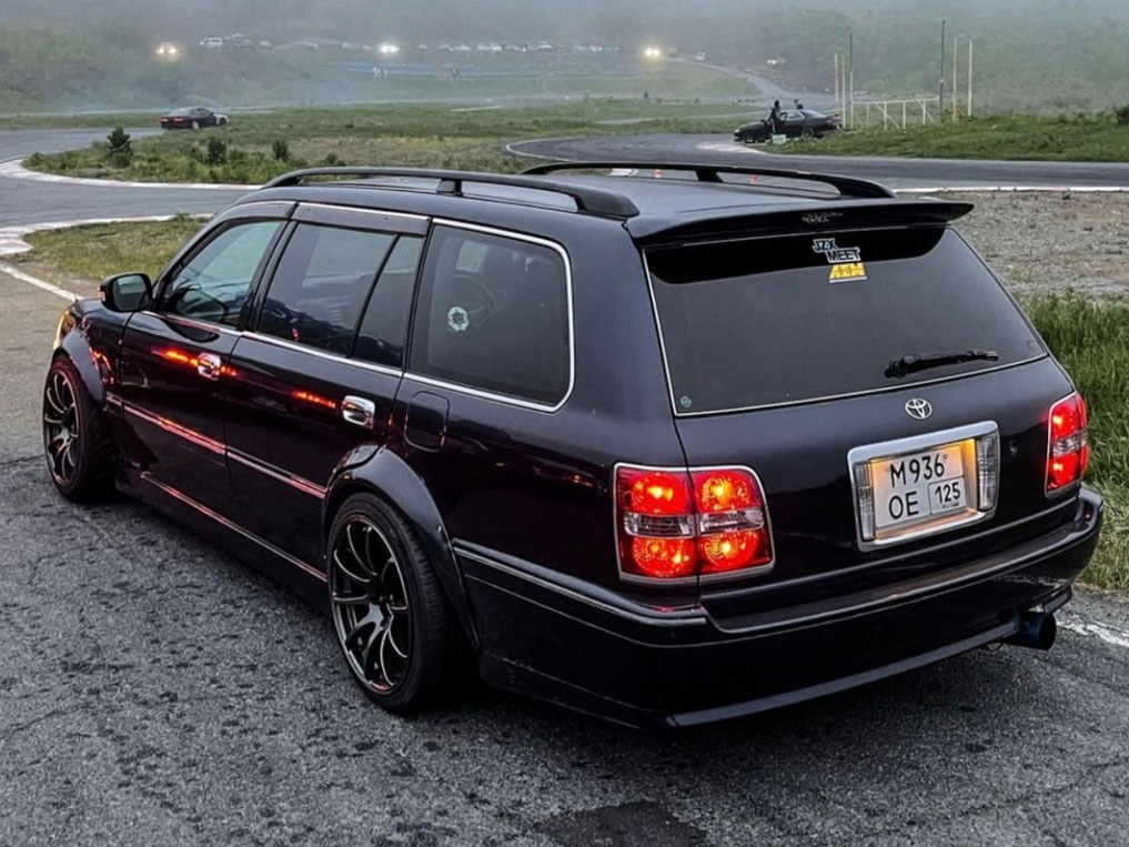 Участник Автовыборов 2023 Toyota Crown JZS171W