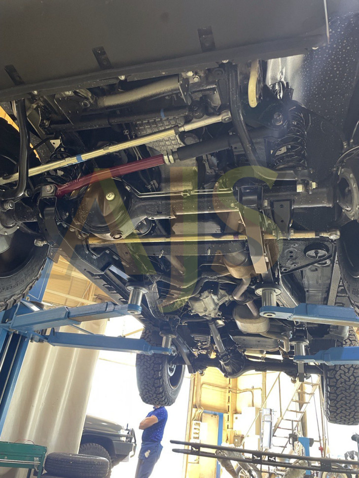 Передние тяги под лифт 75мм с регулировкой