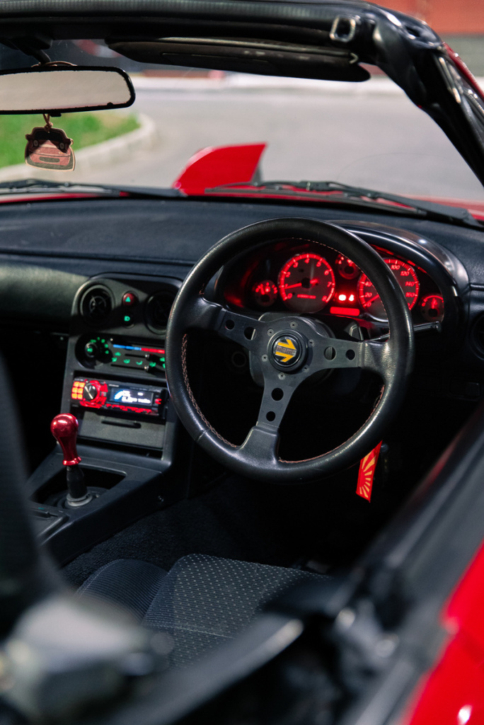 scale_1200 (1).jpg scale_1200 (1).jpg